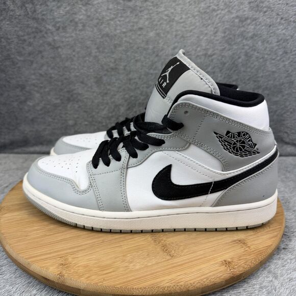 Nike Air Jordan 1 Mid Shoes Mens Size 9 Gray White Basketball Sneaker 554724-092 main image 4